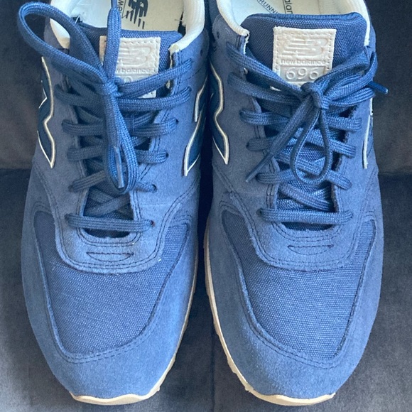 New balance sneakers 👟 - Picture 4 of 6